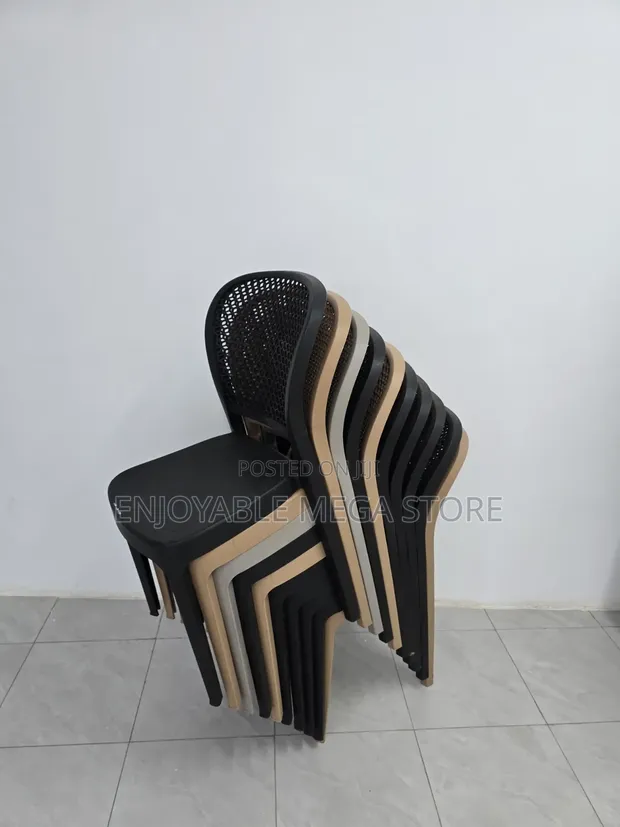Combo Honey Designs Back Plastic Chairs - 1