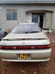 Toyota Mark II 1992 Gold - 1