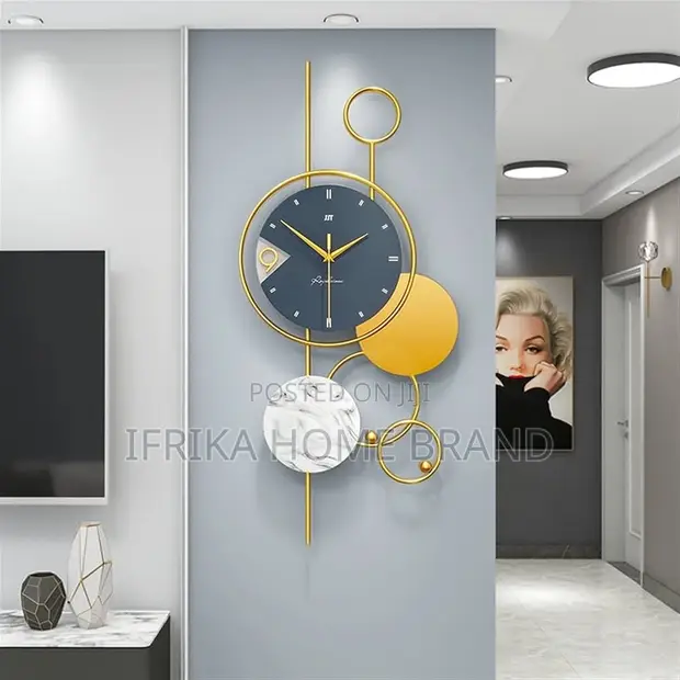 Modern Geometric Wall Clock - Dark Circular Face - 1