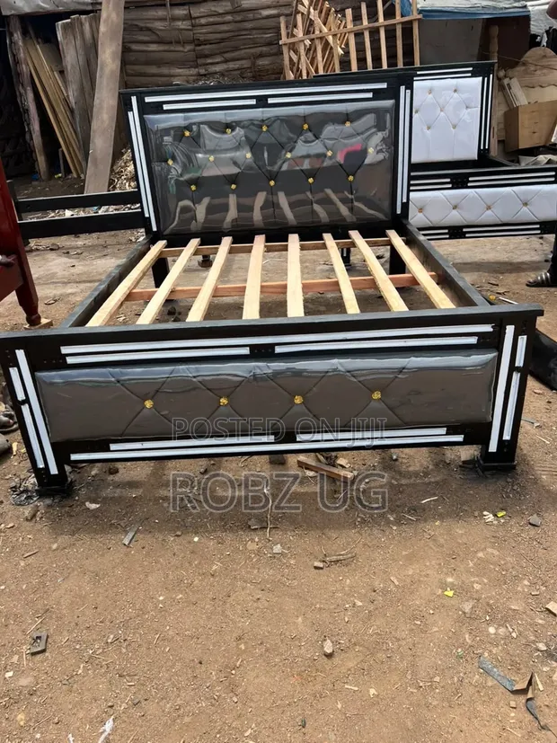 Grey Leather Bed 5x6 - 1