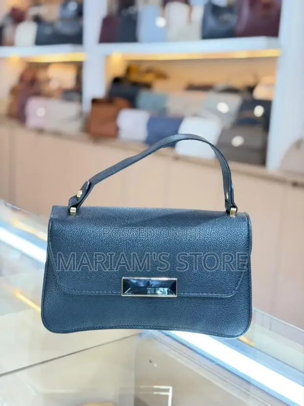 Handbag with Textured Faux-Leather and Metallic Accent - 1