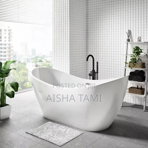 Brand New Modern Oval Bathtub - 1