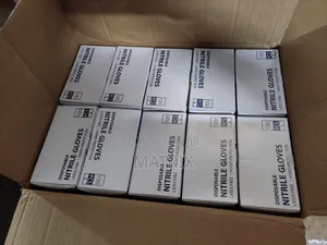 Nitrile Examination Gloves (100 Count)