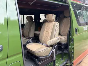 Toyota HiAce Wagon DX 2011 Green