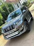 Toyota Land Cruiser Prado 2018 Gray - 5
