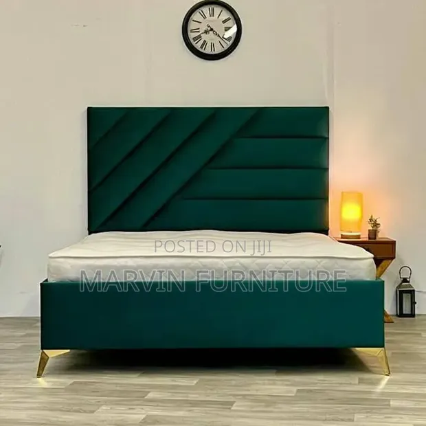 Wood-Mode 5x6 Bed Frame with Bedside Drawer - 1