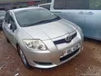 Toyota Auris 2010 Gold - 5