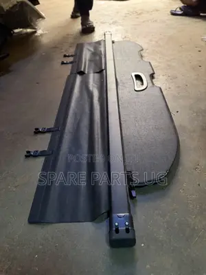 Toyota Land Cruiser Prado 150 2010-2023 Black Retractable Rear Boot Cargo Cover