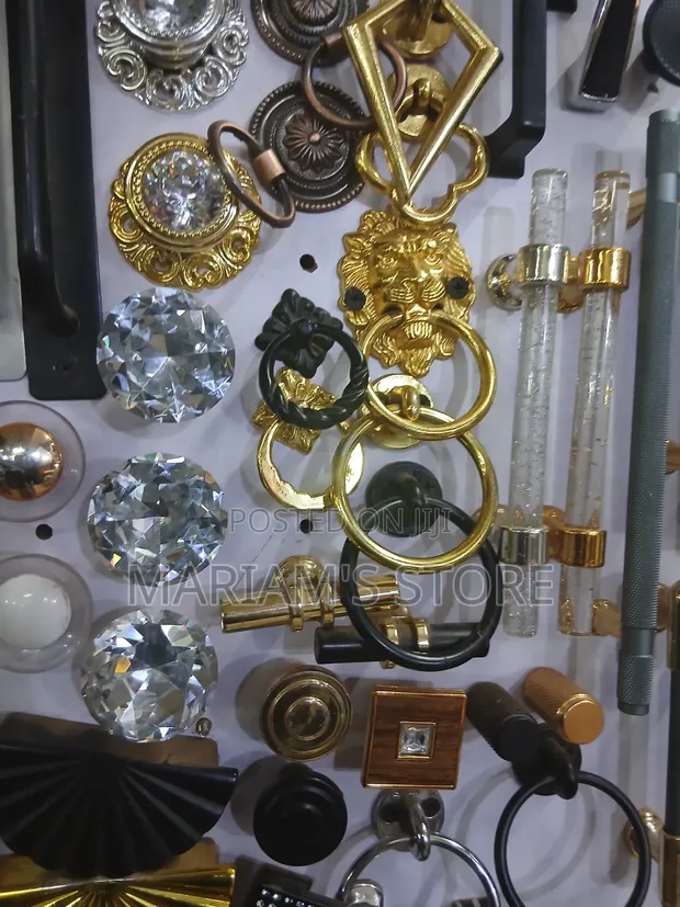 Crystal Knobs and Handles - 1