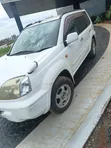 Nissan X-Trail 2000 White - 3