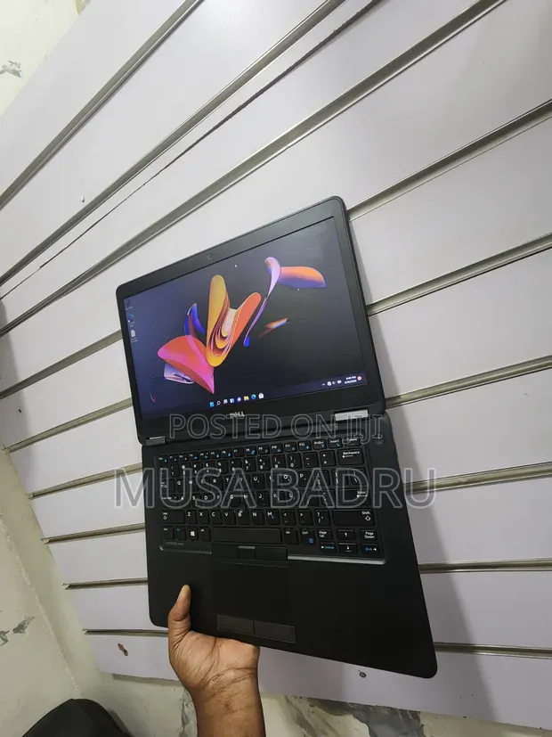Dell Latitude E7450 Laptop - Intel Core i7, 8GB RAM, 500GB HDD - 1