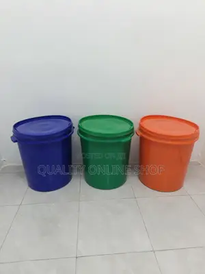 40 Litre Plastic Bucket with Lid
