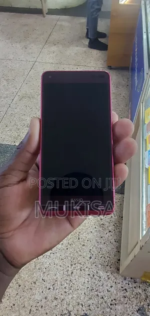 Used Mobile Phone 32GB Pink
