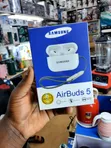 Samsung Wireless Earphones - Heavy Bass - 3