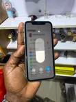 Apple iPhone 11 64GB - 1