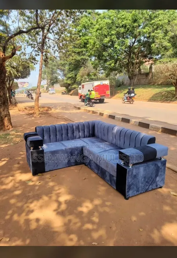 L-Shaped Sofa - 8ft x 5ft - 1