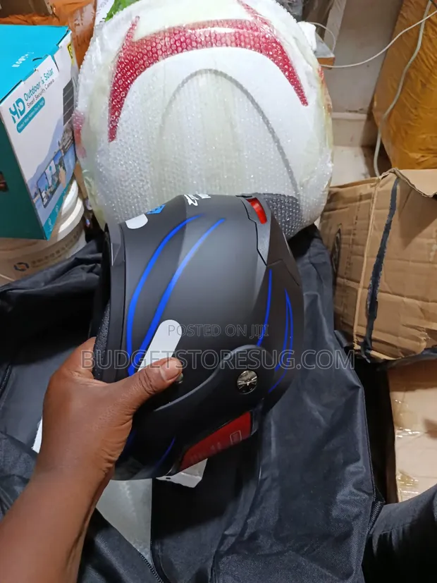 Aerostar Axter D1 Full Face Helmet - Glossy Black - 1