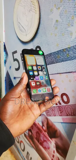 Apple iPhone 7 32GB Black