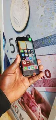 Apple iPhone 7 32GB Black - 1