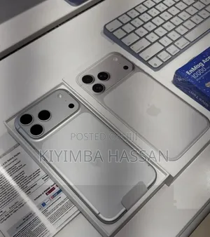 New Apple iPhone 17 Pro Max 1TB Silver