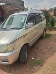 Toyota Noah 2001 Silver - 1