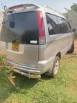 Toyota Noah 2001 Silver - 3