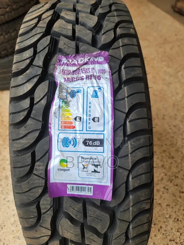 31x10.50R15 All Terrain Tyres (Argos) - 1