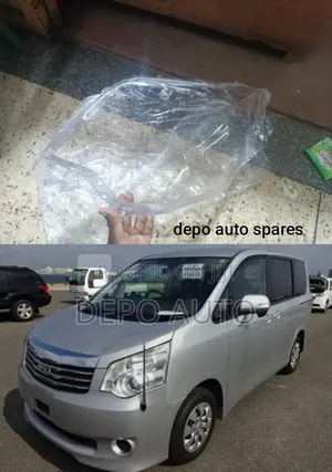 Headlamp Lens for Toyota Noah 2010