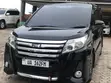 Toyota Noah 2016 Black - 4