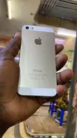 Apple iPhone SE (1st Gen) 32GB Gold - 1