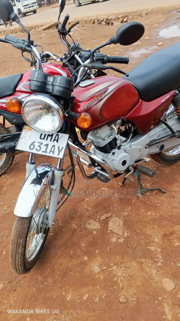 Bajaj Boxer 100 2025 Red - 1