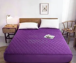Home/Hotel Mattress Protector (5x6 or 6x6)