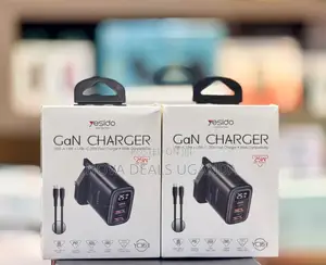Yesido 25W GaN Charger - 3 Port with USB-C to iPhone Cable