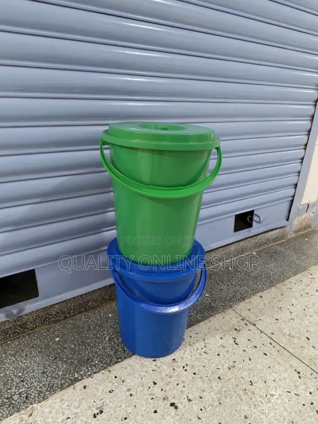 2pcs 10 Litre Plastic Buckets - 1
