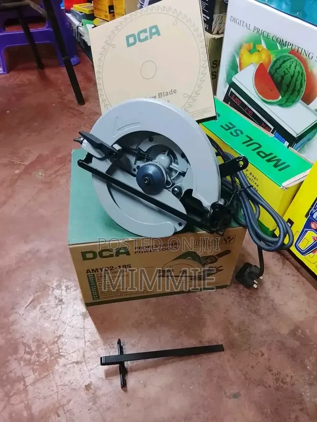Brand New 7" Circular Saw Machine - 1