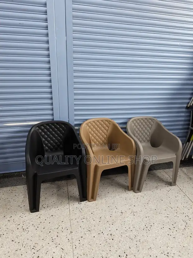 Plastic Chairs for Garden Functions, Bars, Restaurants - 1