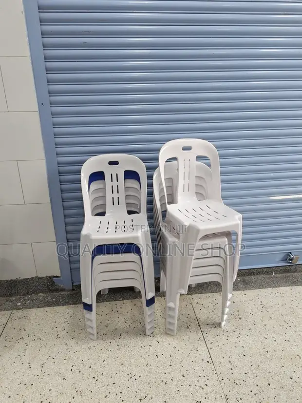 White High Back Plastic Chairs (Set of 4) - 1