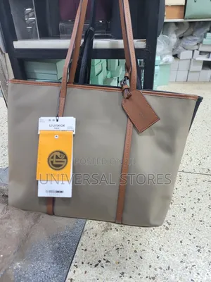High Quality Women's Handbag - Chrisbella