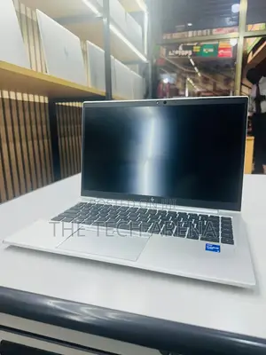 New HP EliteBook 840 G8 Laptop: 8GB RAM, 256GB SSD, Intel Core i5