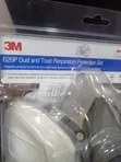 3M FFP2 Respirator Mask - Half Face Reusable - 2