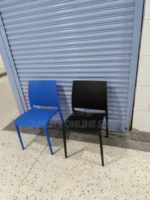 Cloud Indoor/Outdoor Plastic Chairs - Black
