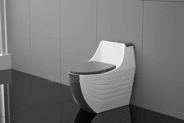 ACE Oval Toilet Seat - Brand New - 1