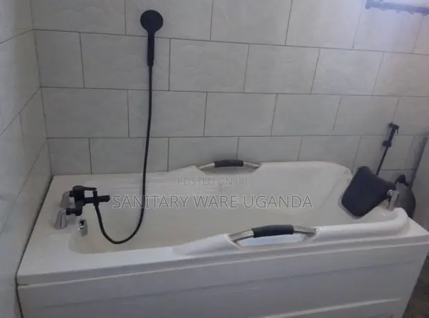 Brand New Standalone Bathtub - Acrylic - 1