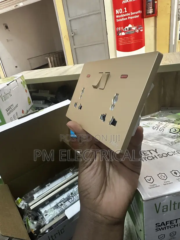 Double Socket - Gold - 1