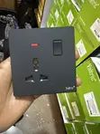 Single Socket - Black - 1