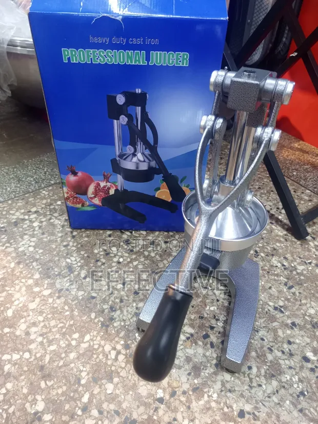 Manual Hand-Press Citrus Juicer - 1
