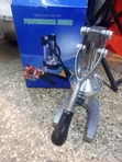Manual Hand-Press Citrus Juicer - 1
