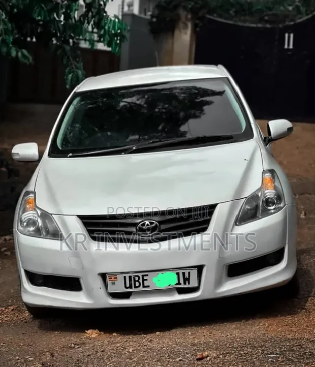 Toyota Blade 2007 White - 1