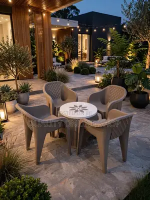 4 Seater Round Plastic Dining Set - Gray