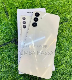 New Samsung Galaxy A16 5G 256GB Gold